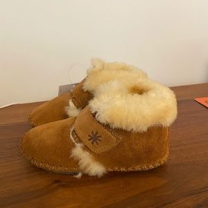 LL Bean toddler slippers